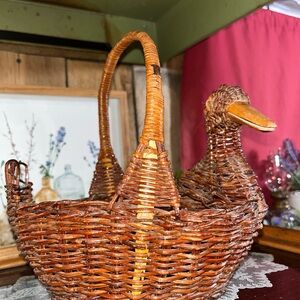 Wicker Mallard Duck Basket - Brown